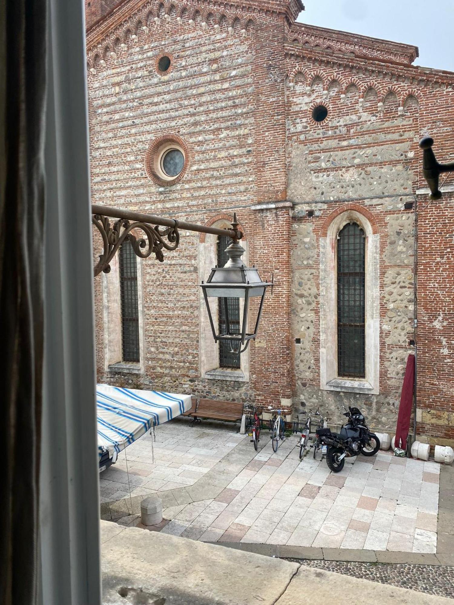 Ca' Garibaldi Rooms Bassano del Grappa Bagian luar foto