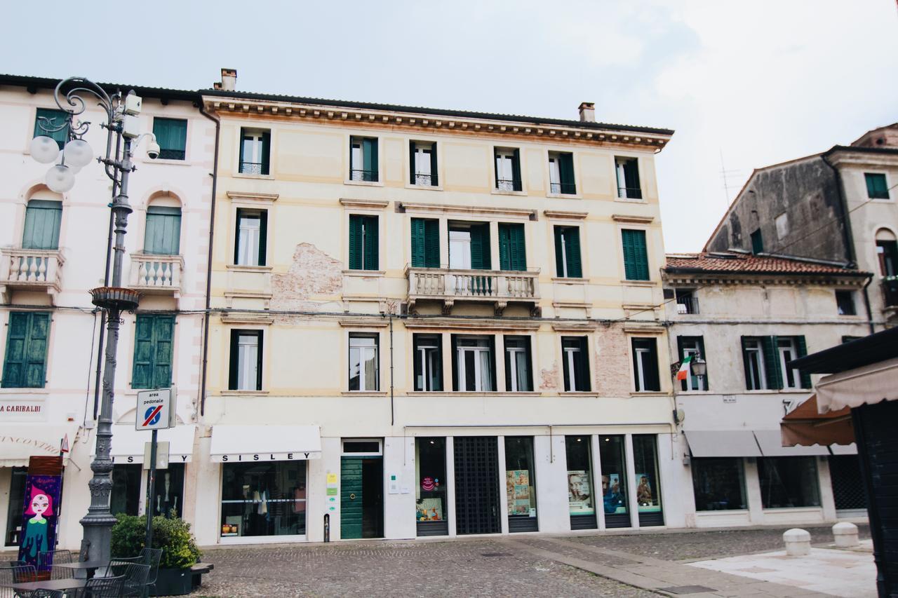 Ca' Garibaldi Rooms Bassano del Grappa Bagian luar foto
